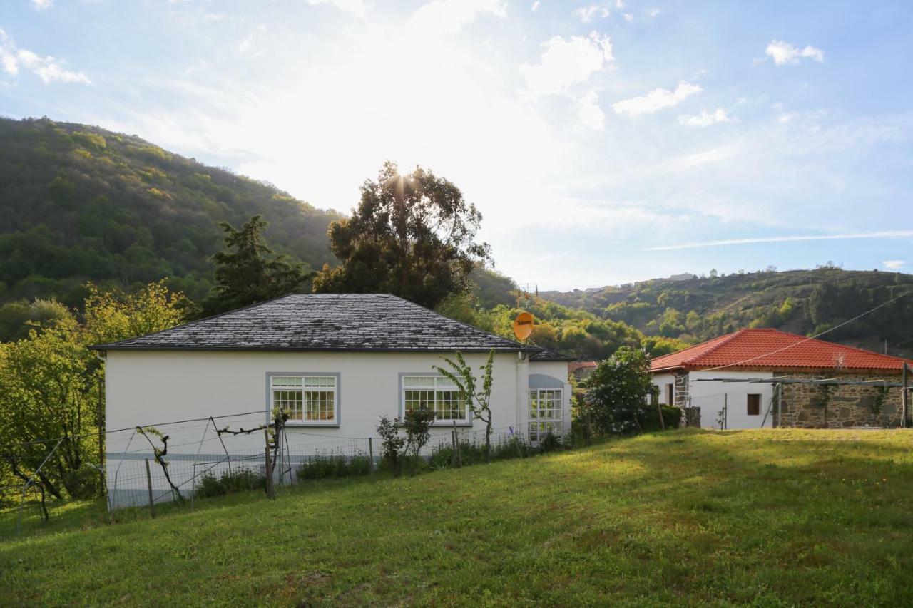 Casa Dodo Villa Castro Caldelas Luaran gambar